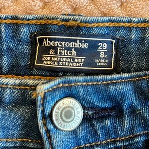 Abercrombie Ankle Straight Size 29
